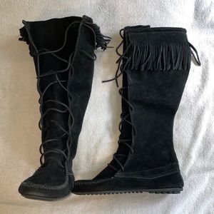 Knee high lace up moccasins with fringe